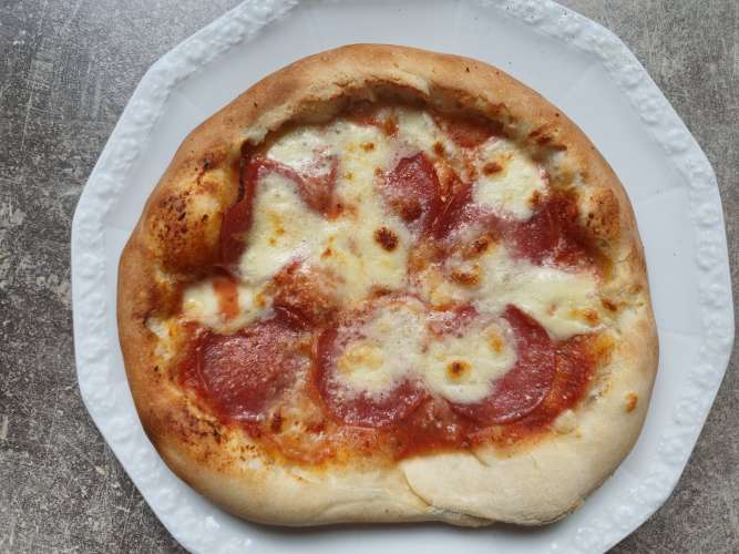 Pizza im Grill